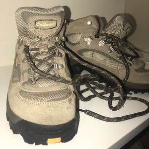 Columbia Hiking Boots